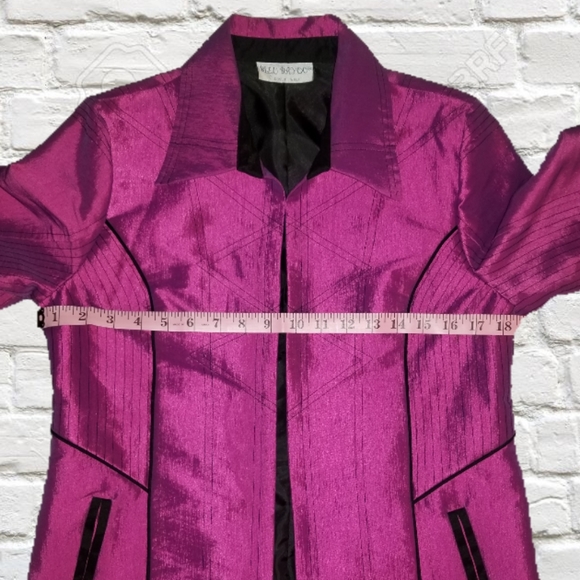 Retro Chic Jacket - Picture 3 of 6